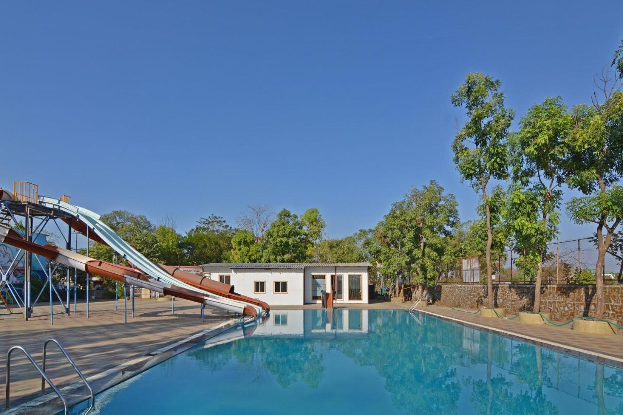 Oyo Midway Park Resort Atgaon Exterior foto