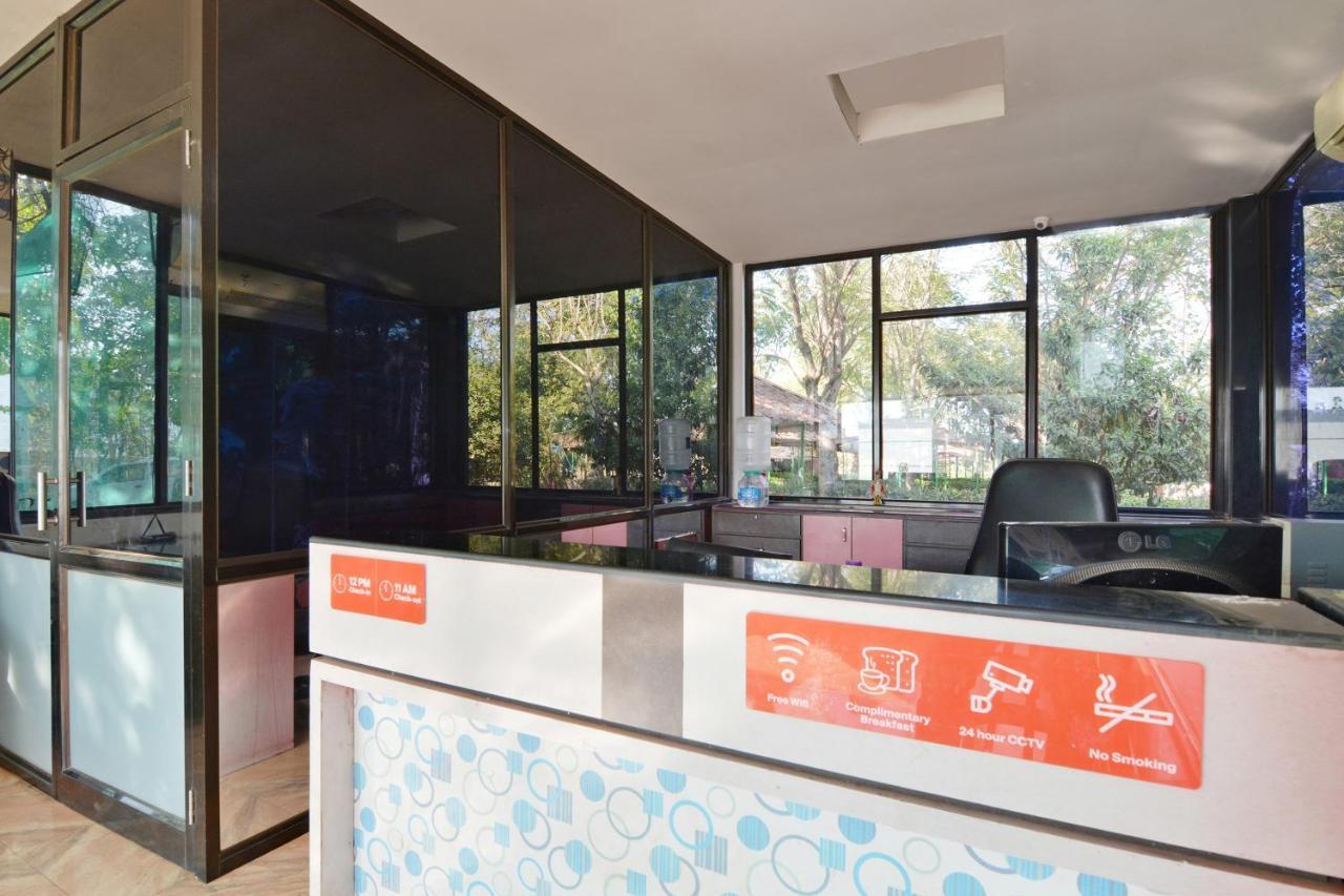 Oyo Midway Park Resort Atgaon Exterior foto